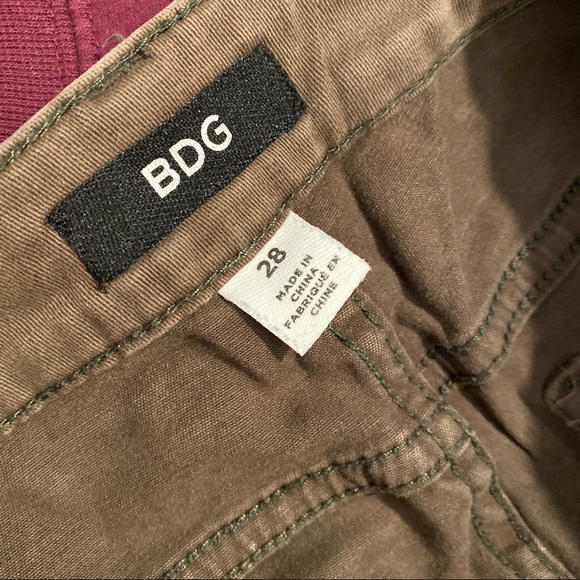 BDG Olive Cargo Jeans - Picture 6 of 7